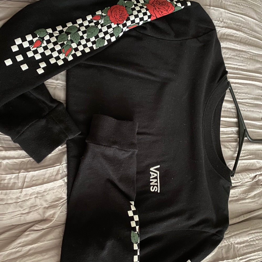 VANS long sleeve.